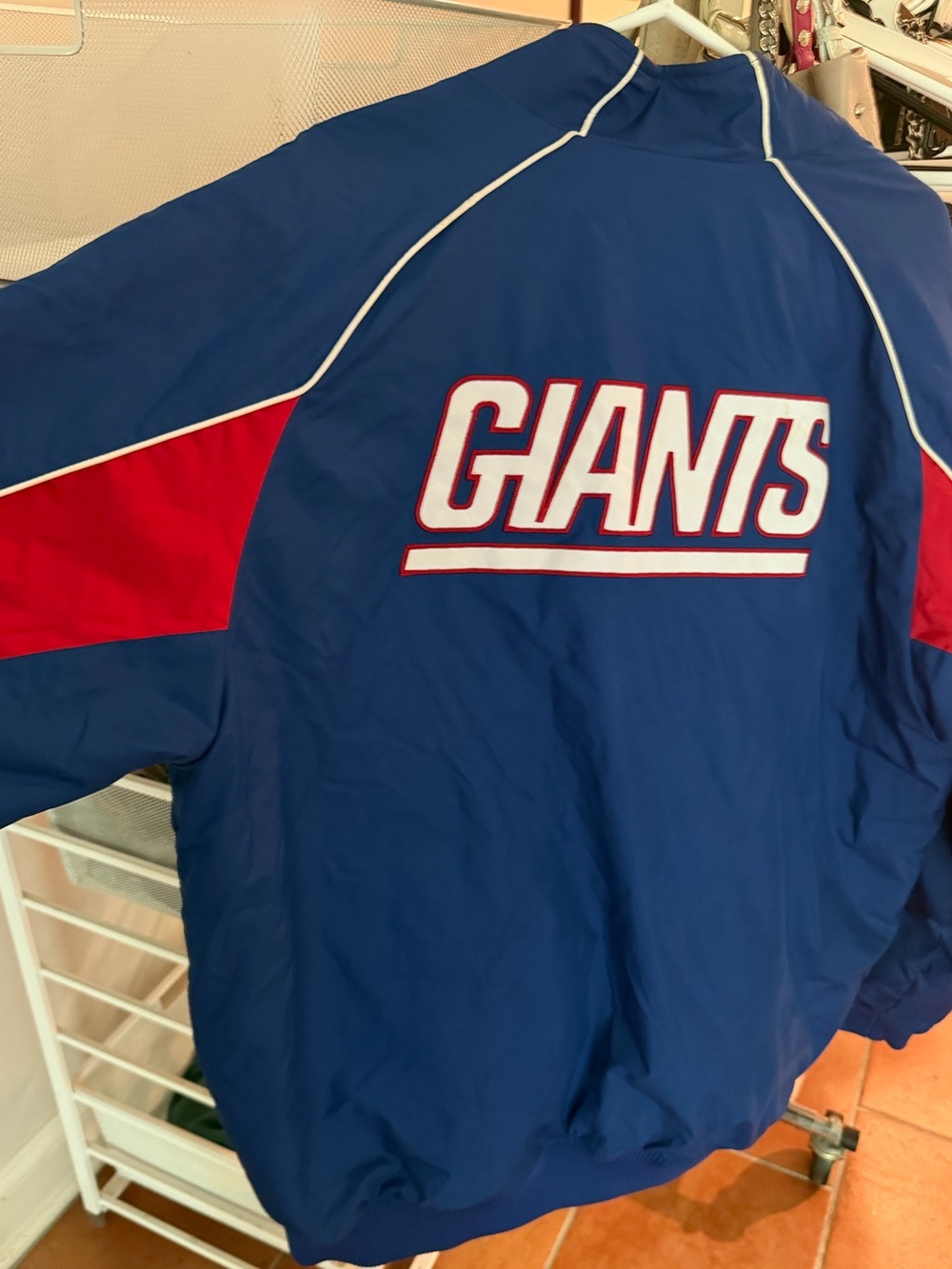New York Giants Reebok Puffer Jacket - Picture 5 of 6